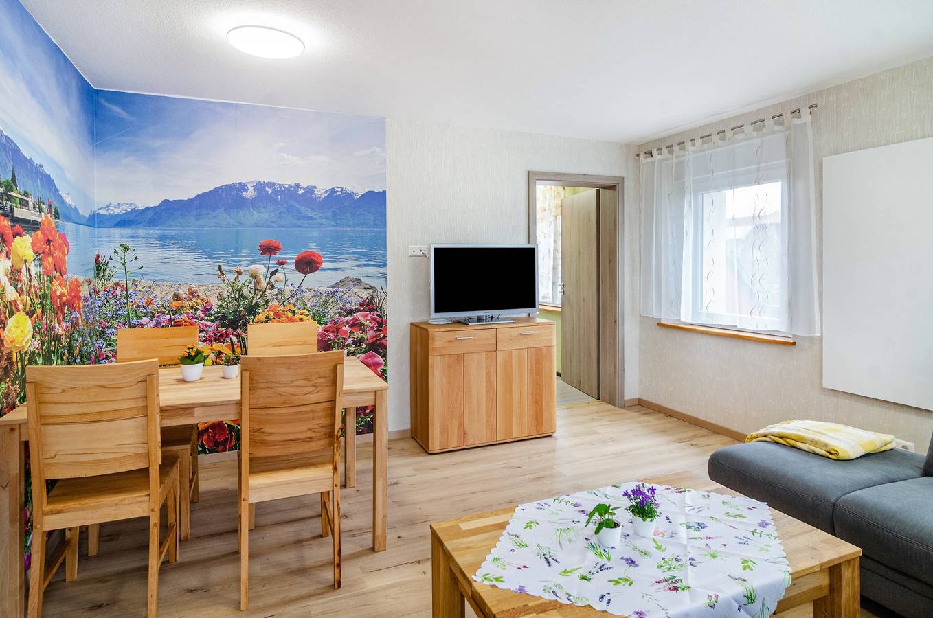 Ganze Wohnung, Ferienwohnung "Lidobo 01" mit Bergblick, Balkon und Wlan in Herdwangen-Schönach, Region Bodensee-Oberschwaben