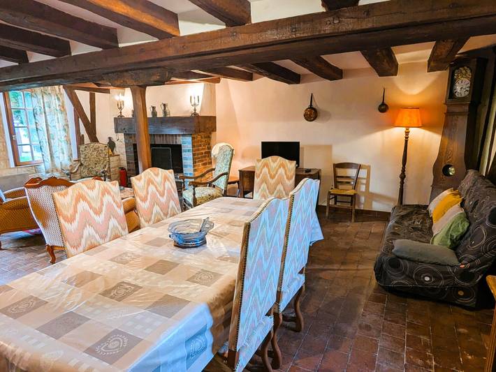 Ruhiges Familienhaus mit Kamin, nahe Guédelon in Champcevrais, Auxerre und Umgebung
