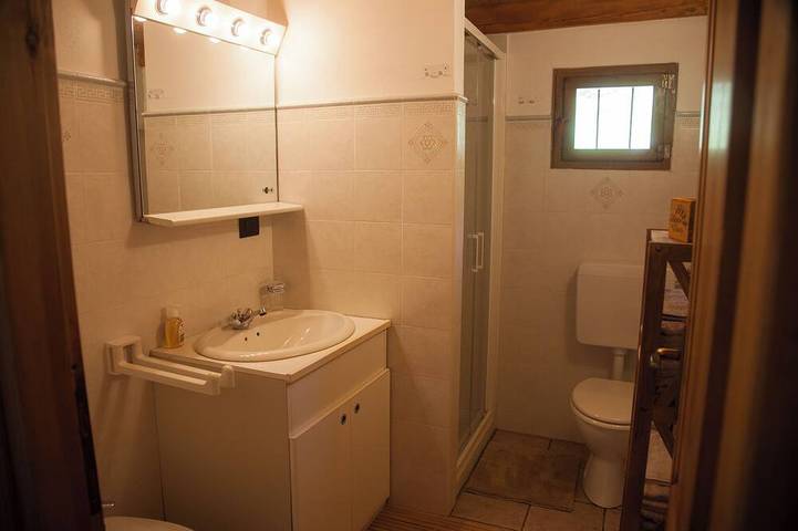 Cozy typical chalet with panoramic mountain views, pets allowed and garden in Devero (Baceno), Comune di Baceno