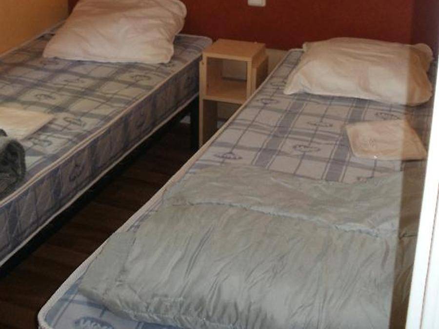 Flower Camping l'Epi Bleu - Mobilhome 6 personas - Confort 30m² (3 habitaciones) + 10m² terraza cubierta in Banon, Forcalquier region