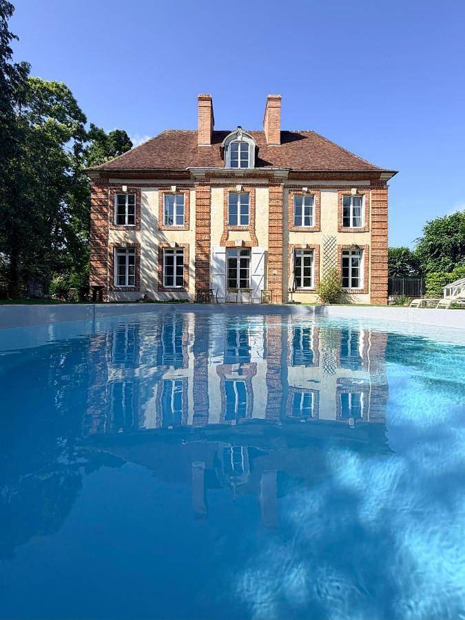 Chambre d’hôte pour 2 personnes, avec piscine ainsi que vue et jardin, animaux acceptés dans l' Eure