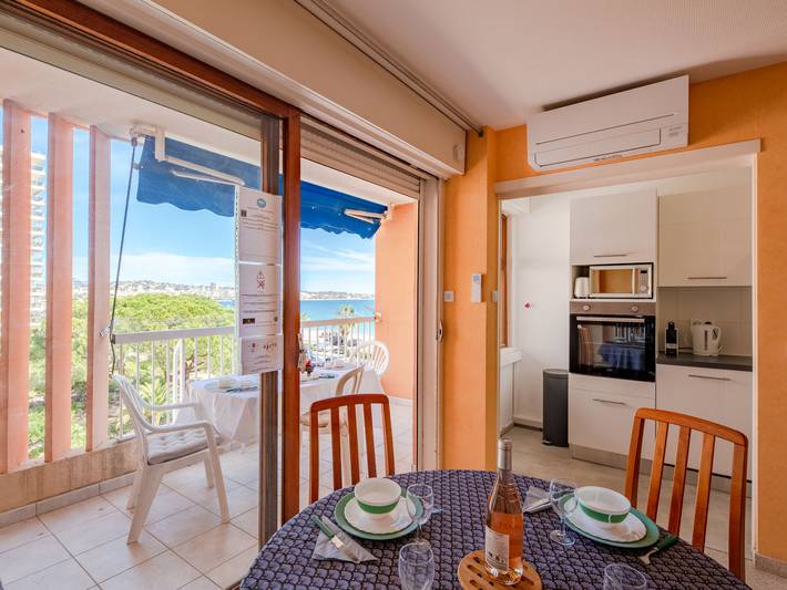 Gîte pour 4 personnes, avec terrasse à Fréjus - 3