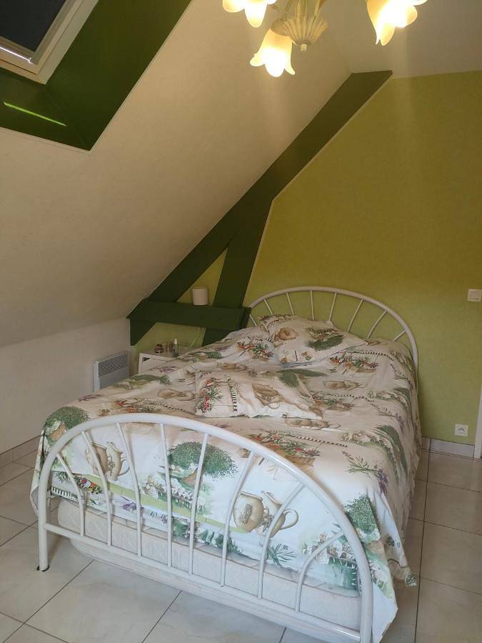 Chambre d’hôte pour 2 personnes, avec piscine et jardin ainsi que vue et terrasse dans le Calvados - 3