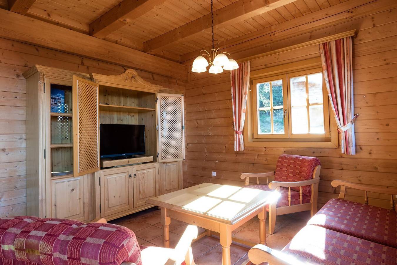 Chalet auf der Koralpe mit Panoramablick in Lavanttaler Alpen