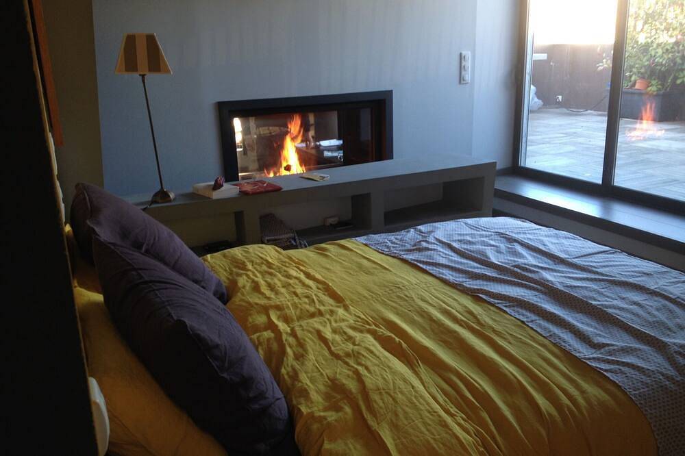 Appartement entier, Appartement de prestige dans centre historique situe au 3° etage avec ascenseur in Perpignan, Côte d'Améthyste