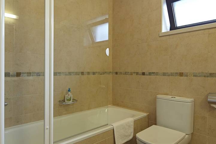 Location de vacances pour 6 personnes, avec piscine et jardin, animaux acceptés à Figueiró dos Vinhos - 4