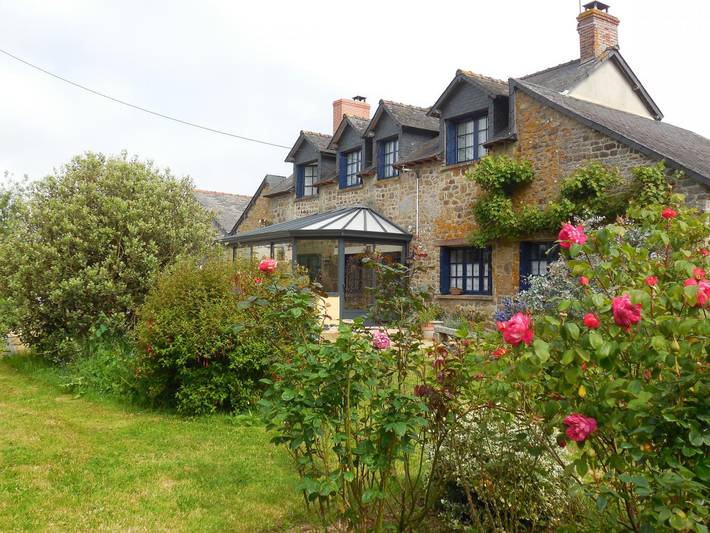 Gîte pour 6 personnes, avec Jardin et Vue à La Chapelle-Chaussée
