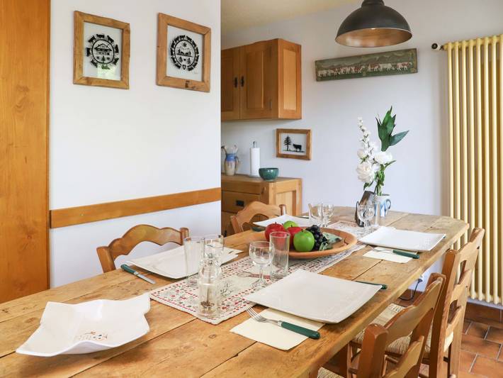 Gîte pour 4 personnes, avec vue sur le lac et balcon dans Entremont - 4