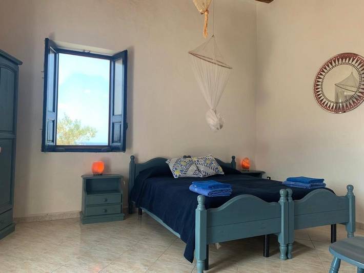 Gîte pour 2 personnes, avec jardin et terrasse dans Stromboli - 2