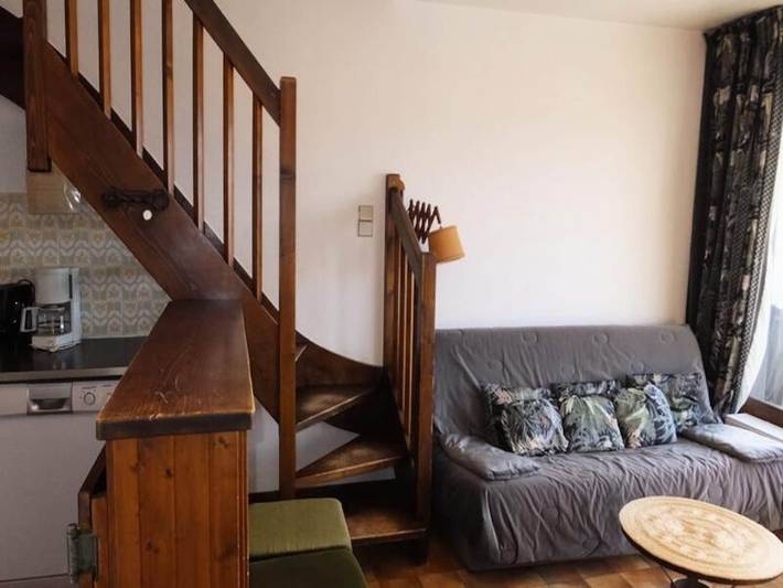 Gîte pour 6 personnes, avec balcon, adapté aux familles dans Office De Tourisme De Notre Dame De Bellecombe - 2