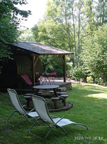 Chambre d’hôte pour 2 personnes, avec terrasse ainsi que jardin et vue à Lisores