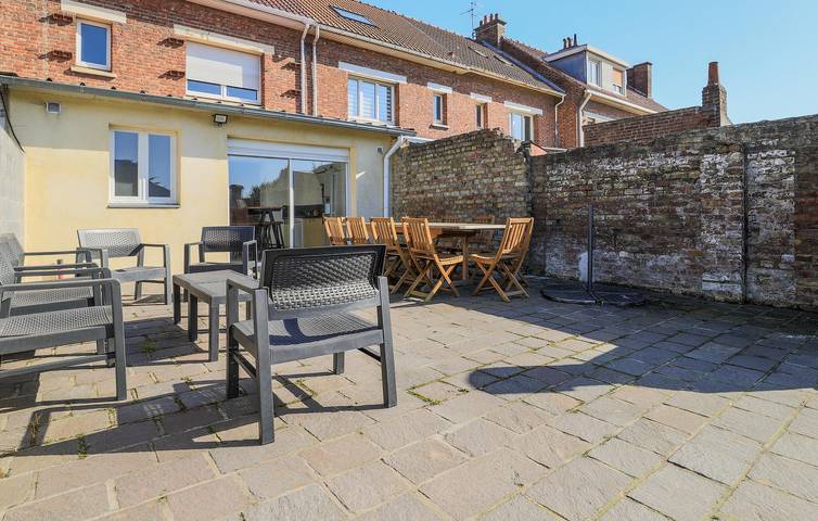 Ferienhaus für 10 Personen, mit Terrasse und Garten in Dünkirchen
