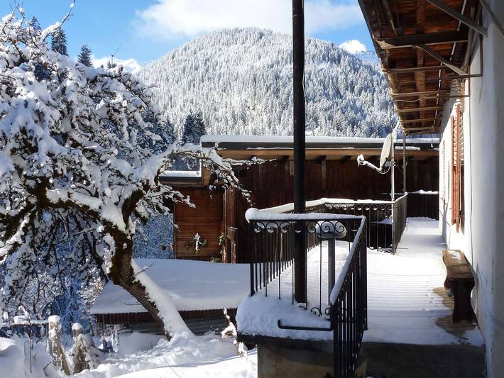 Chalet pour 5 personnes, avec balcon dans Arêches
