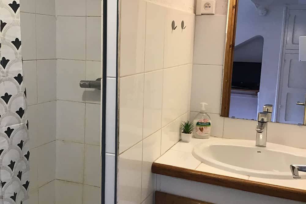 Entire apartment, , 4/5 Pour vos Vacances à la Montagne in Ax-les-Thermes, French Pyrenees