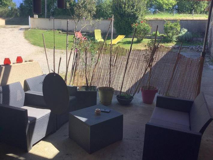 Gîte pour 2 personnes, avec terrasse ainsi que jardin et jacuzzi à Saint-Sozy - 4