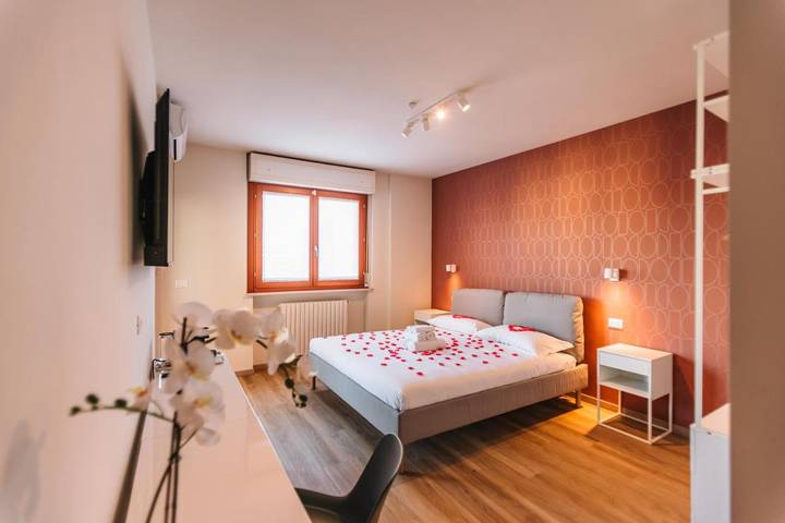 BnB für 2 Personen, mit Whirlpool und Balkon in Pescara