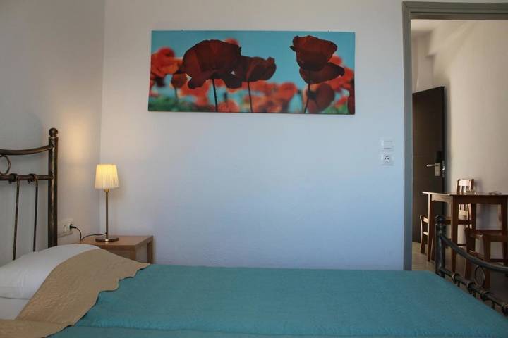 Gîte pour 4 personnes, avec terrasse ainsi que jardin et vue à Afitos - 2