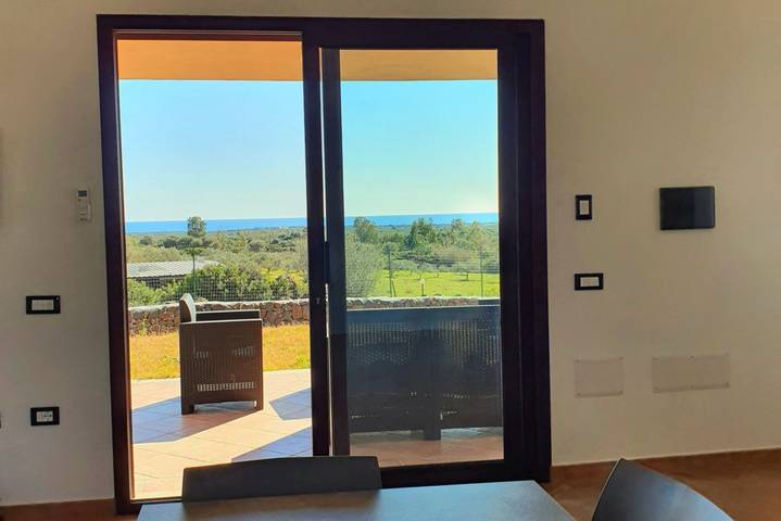 Villa per 3 persone, con giardino in Sardegna