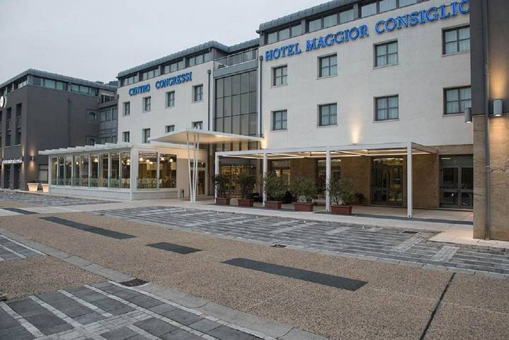 Hôtel pour 2 personnes, avec terrasse et sauna ainsi que piscine et jacuzzi, adapté aux familles à Trévise - 3