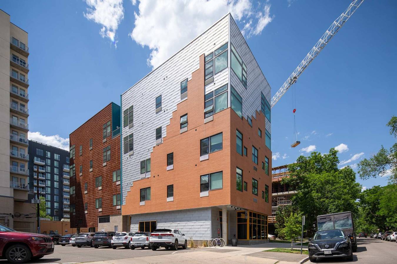 Apartamento entero, Roami at Studio 135 - Bright and Spacious 2Br in Cherry Creek, Denver