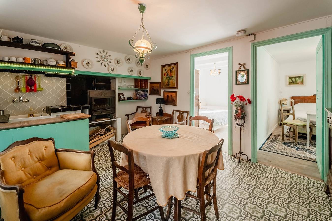 Apartamento entero, Apartamento en el Centro de La Salvetat-sur-Agout con Balcón y Vista a la Montaña in La Salvetat-sur-Agout, Region de Béziers