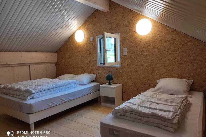 Gîte pour 5 personnes, avec jacuzzi et jardin à Pont-de-Poitte - 2