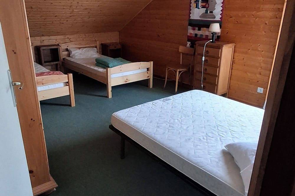 Apartamento entero, Mountain apartment at the foot of the slopes in La Morte, Parque Nacional de los Ecrins