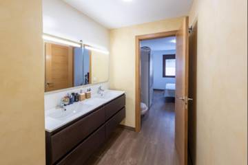 Holiday Apartment for 7 People in Playa de la Rada, Estepona, Photo 3