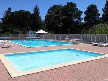 Mobil home pour 5 personnes, avec bassin pour enfant à Saint-Jean-Pla-de-Corts