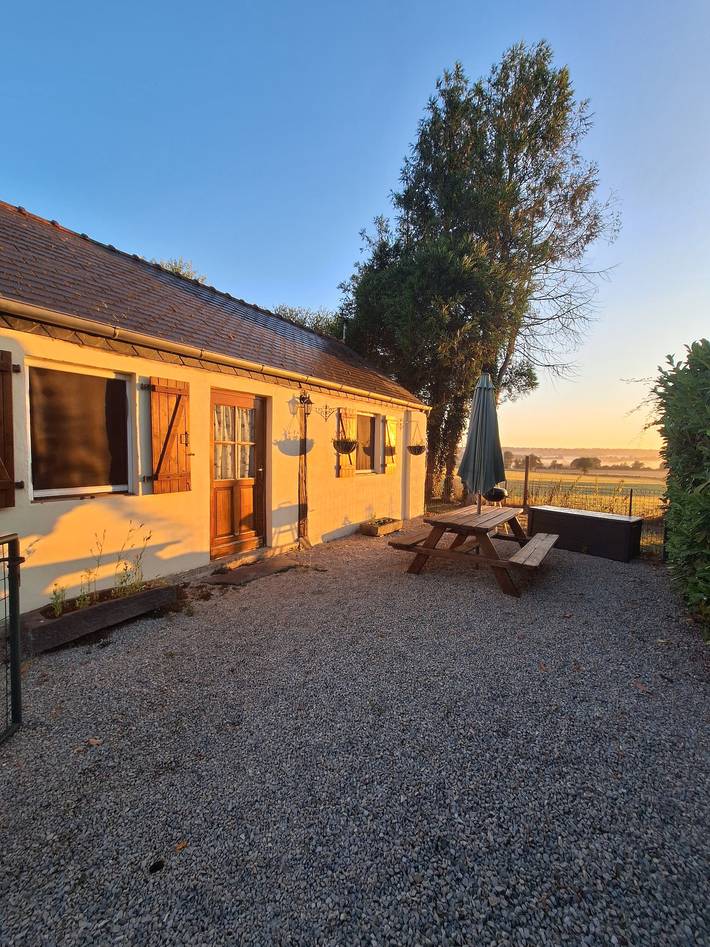 Gîte pour 4 personnes, avec terrasse et jardin à Armaillé