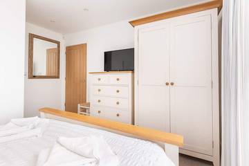 Holiday Home for 4 People in Bude, Cornwall, Photo 3
