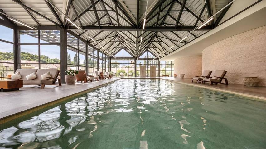 Hotel para 2 personas, con piscina además de jardín y sauna - 1