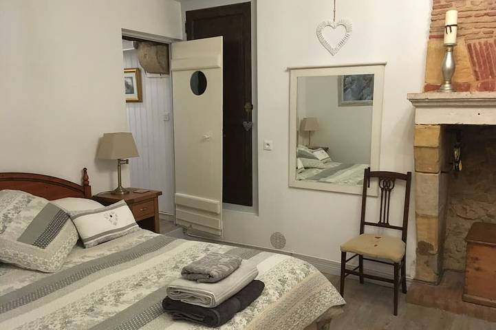 Gîte pour 2 personnes, avec terrasse et jardin dans Office de Tourisme de Bergerac Sud Dordogne - 3