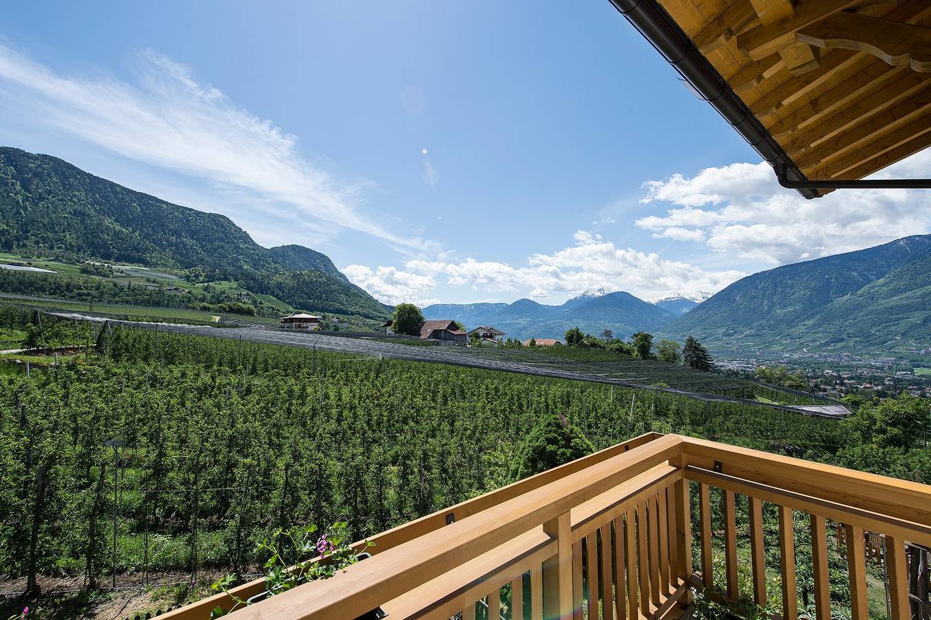 Ganze Wohnung, Ferienwohnung 'Gassbauerhof Ferienwohnung Ass' mit Balkon, Bergblick & Wlan in Schenna, Sarntaler Alpen