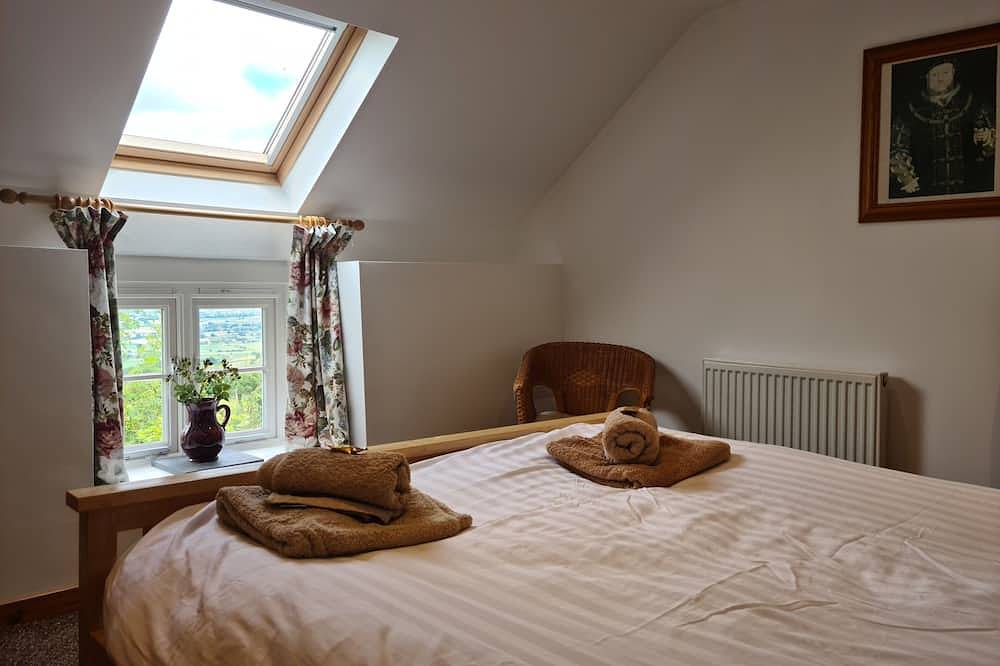 Upper Castlewright Cottage - vistas espectaculares, puerta de entrada histórica a Gales in Colinas de Shropshire