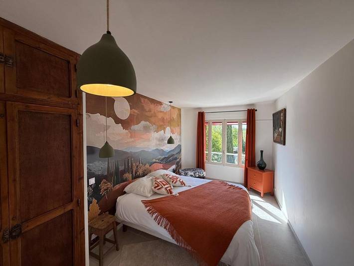 Maison de vacances pour 4 personnes, avec piscine ainsi que vue et jardin, animaux acceptés