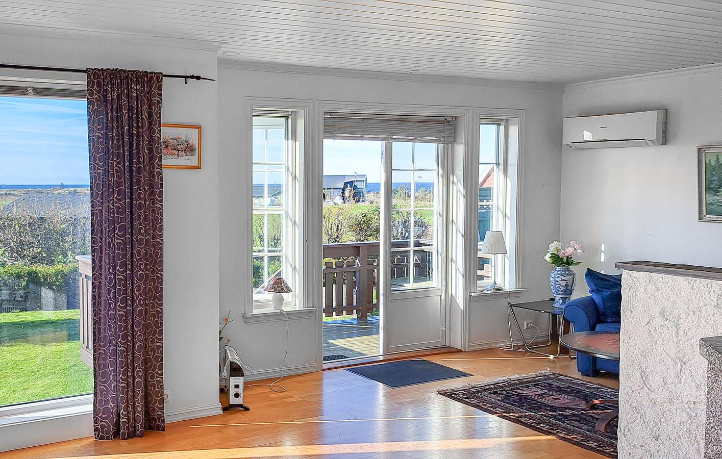 Ferienhaus für 8 Personen mit Garten in Farsund