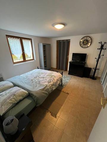 Gîte pour 3 personnes, avec jardin et vue à Bonneuil-Matours