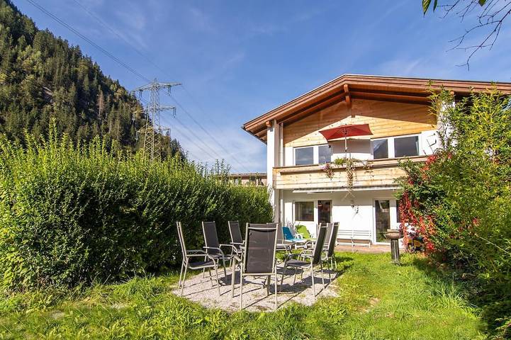 Ferienhaus für 10 Personen, mit Garten und Balkon, mit Haustier in Mayrhofen