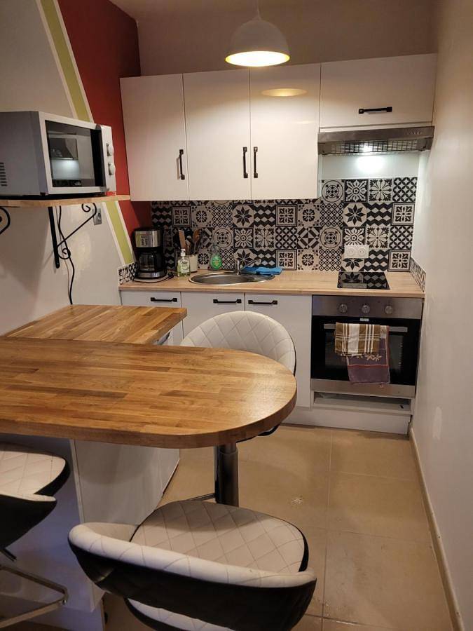 Gîte pour 3 personnes, avec terrasse ainsi que jacuzzi et jardin, animaux acceptés dans Coigneux