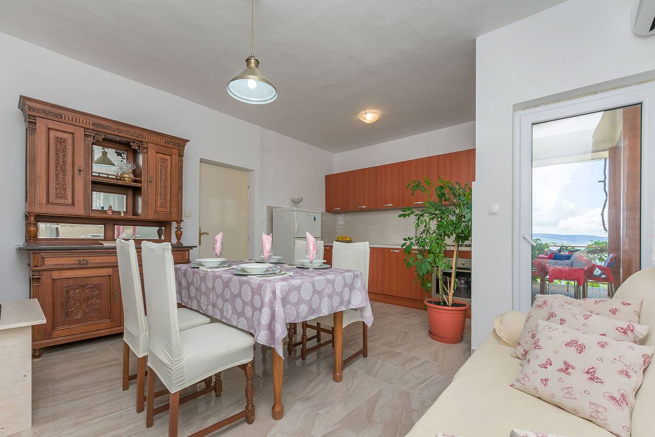 Ganze Wohnung, Apartments Jasna in Omiš (Kroatische Adria), Omis