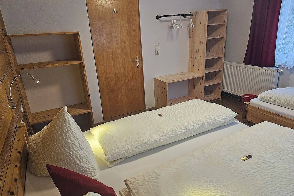 Ganze Wohnung, Ferienhaus Schwendehof Fewo 3 in Fontanella, Bezirk Bludenz