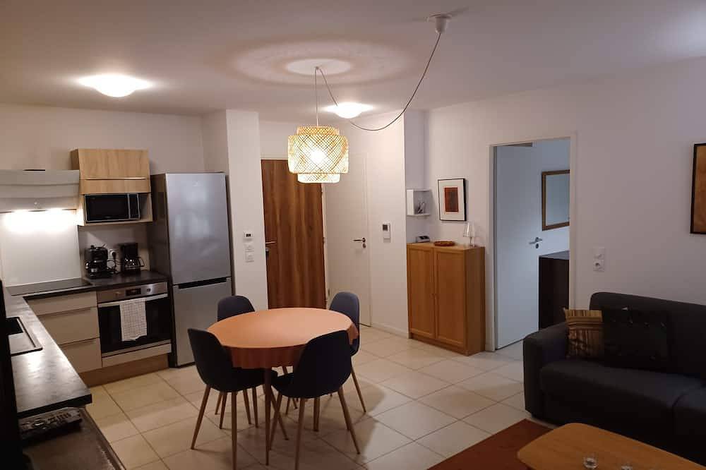 Apartamento entero, Clos des Chênes - Very quiet apt. near Montpellier - Tramway 1 minute away in Castelnau-le-Lez, Côte d'Améthyste