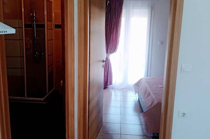 Gîte pour 4 personnes, avec jardin et balcon dans Ormos Panagias - 3