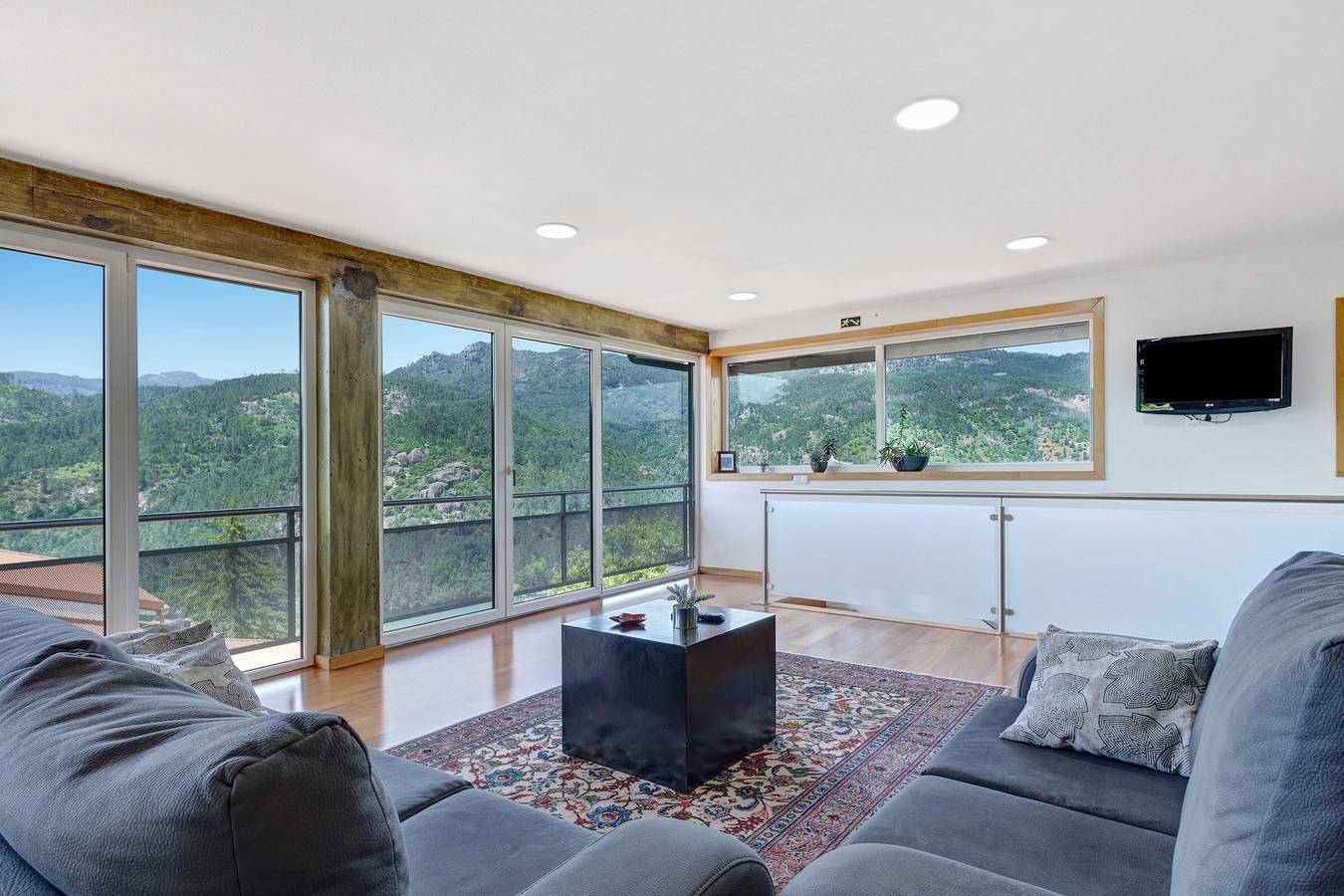 Apartamento 'Casa Do Lagar' com Vista para o Lago, Wi-Fi e Ar Condicionado in Ventosa e Cova, Parque Nacional da Peneda-Gerês