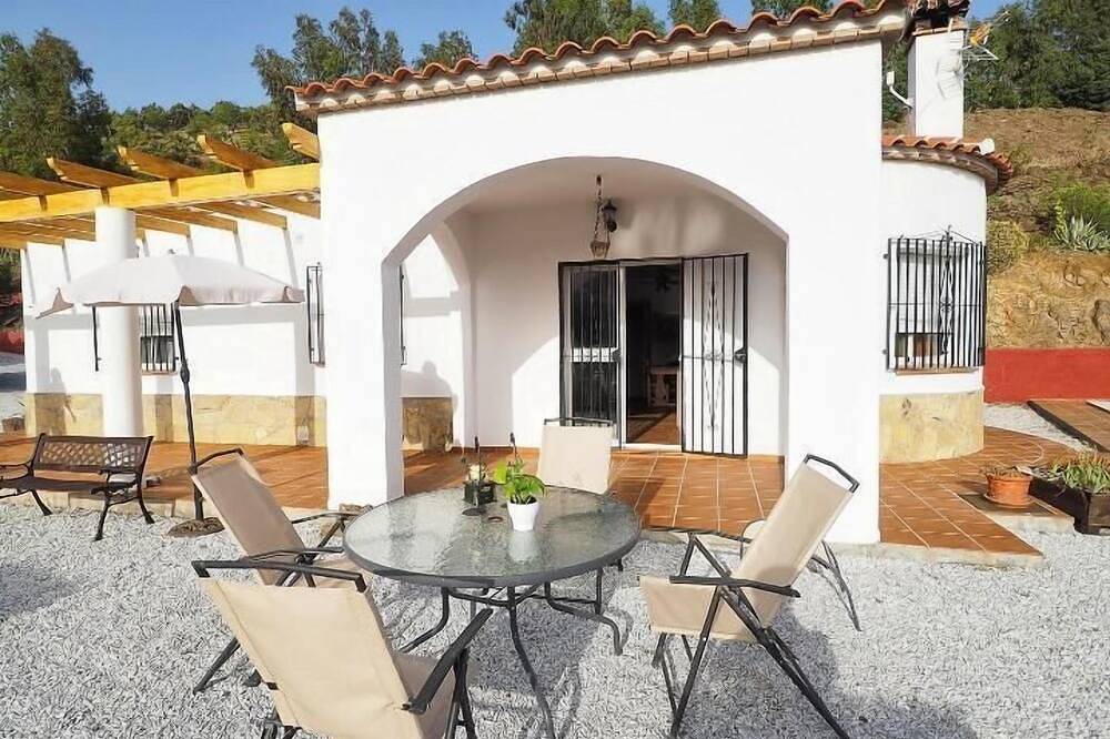 Finca for 4 People in Arenas, Costa del Sol