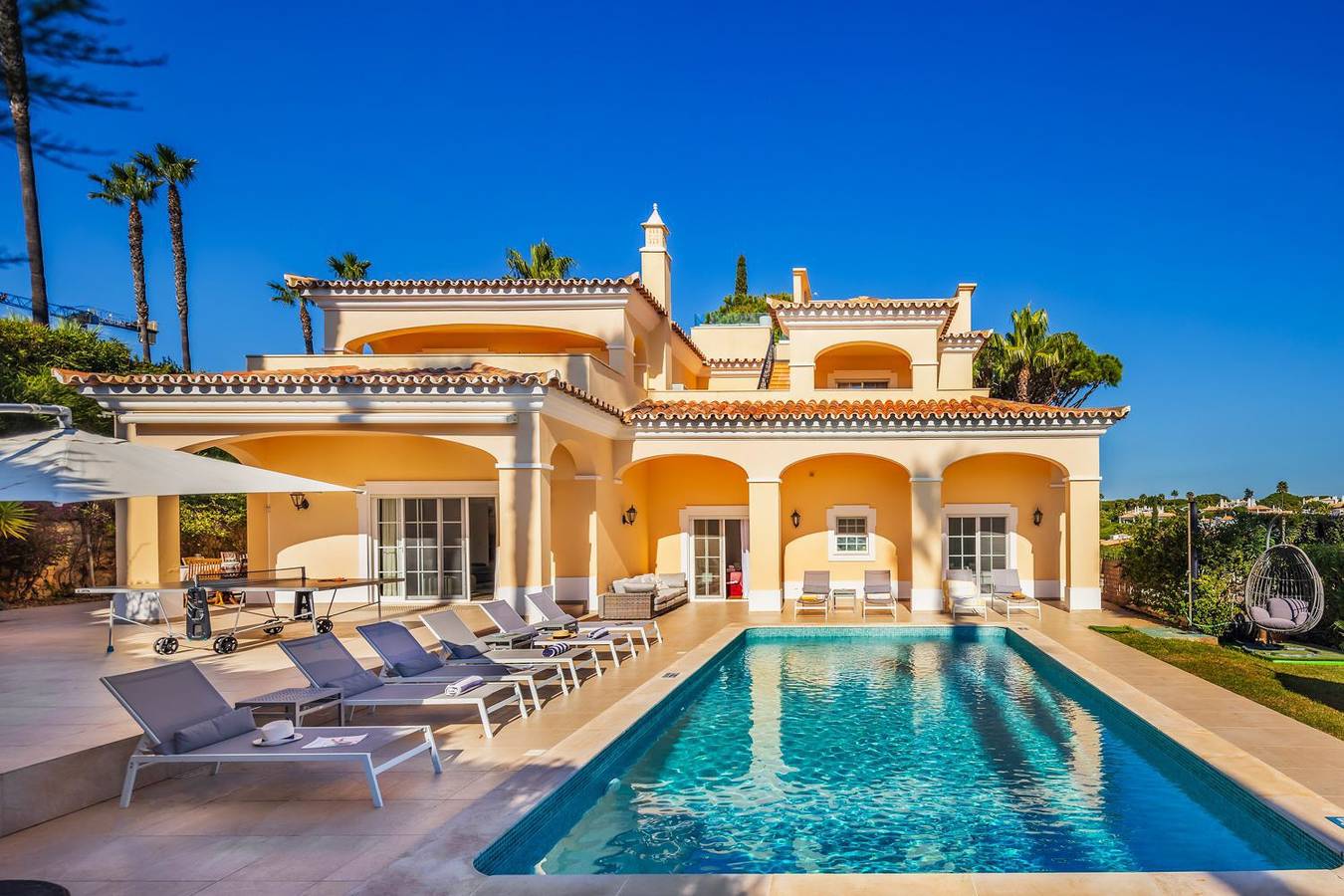 Villa for 10 People in Quinta do Lago, Praia do Ancão