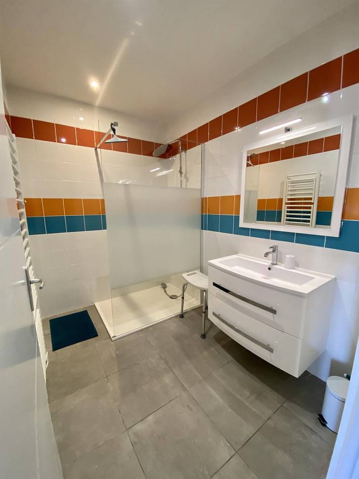 Gîte pour 4 personnes, avec jardin à Roquefort-des-Corbières - 3