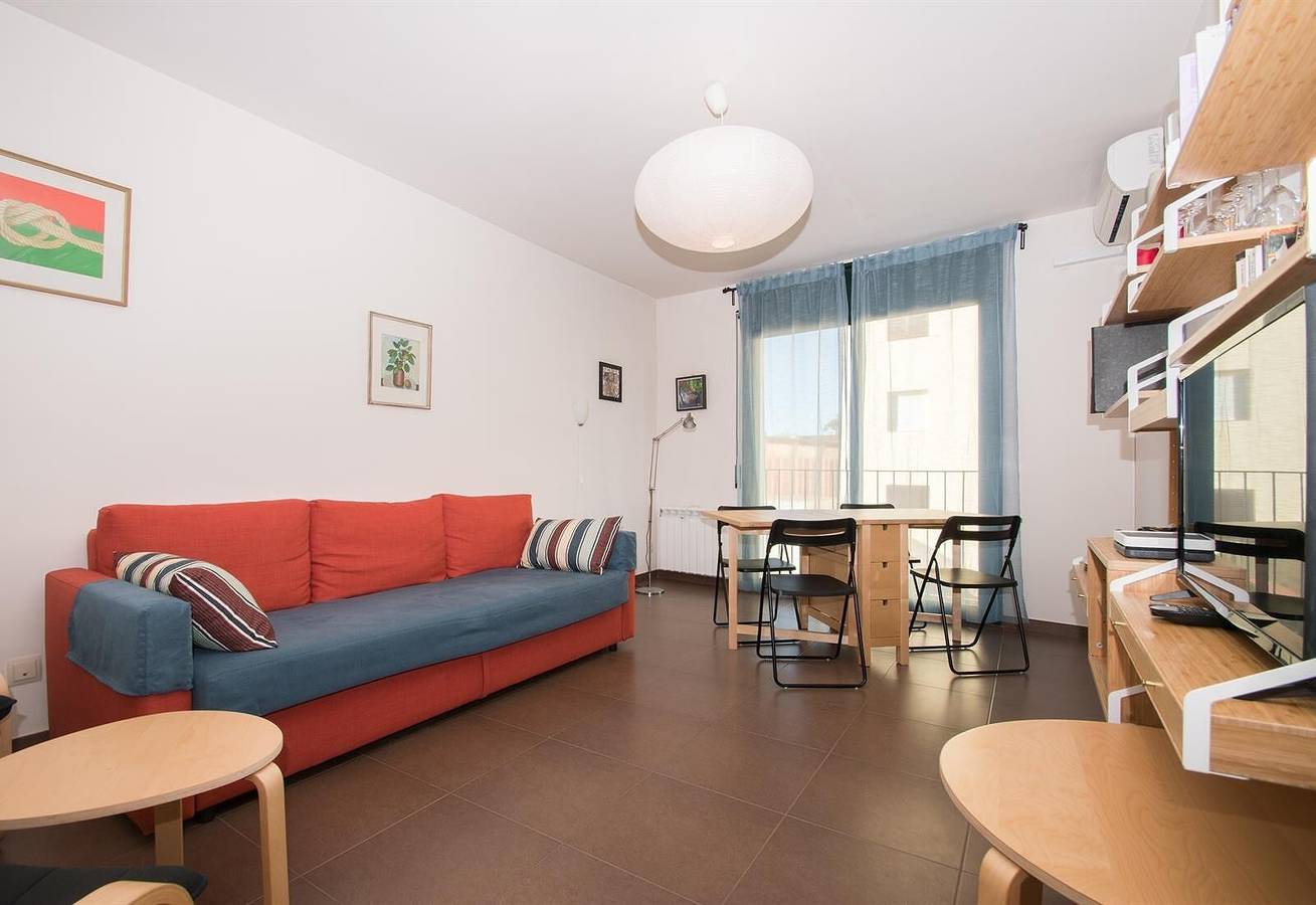 Apartamento entero, Blue Sea Apartment: con dos terrazas, vista a mar y al lado de la playa. in Canet de Mar, Costa del Maresme