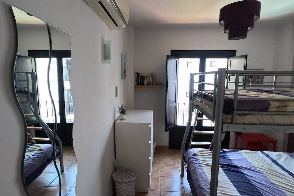 Entire apartment, Do you fancy skiing in the morning and relaxing on the beach in the afternoon? in Vélez de Benaudalla, Costa Tropical